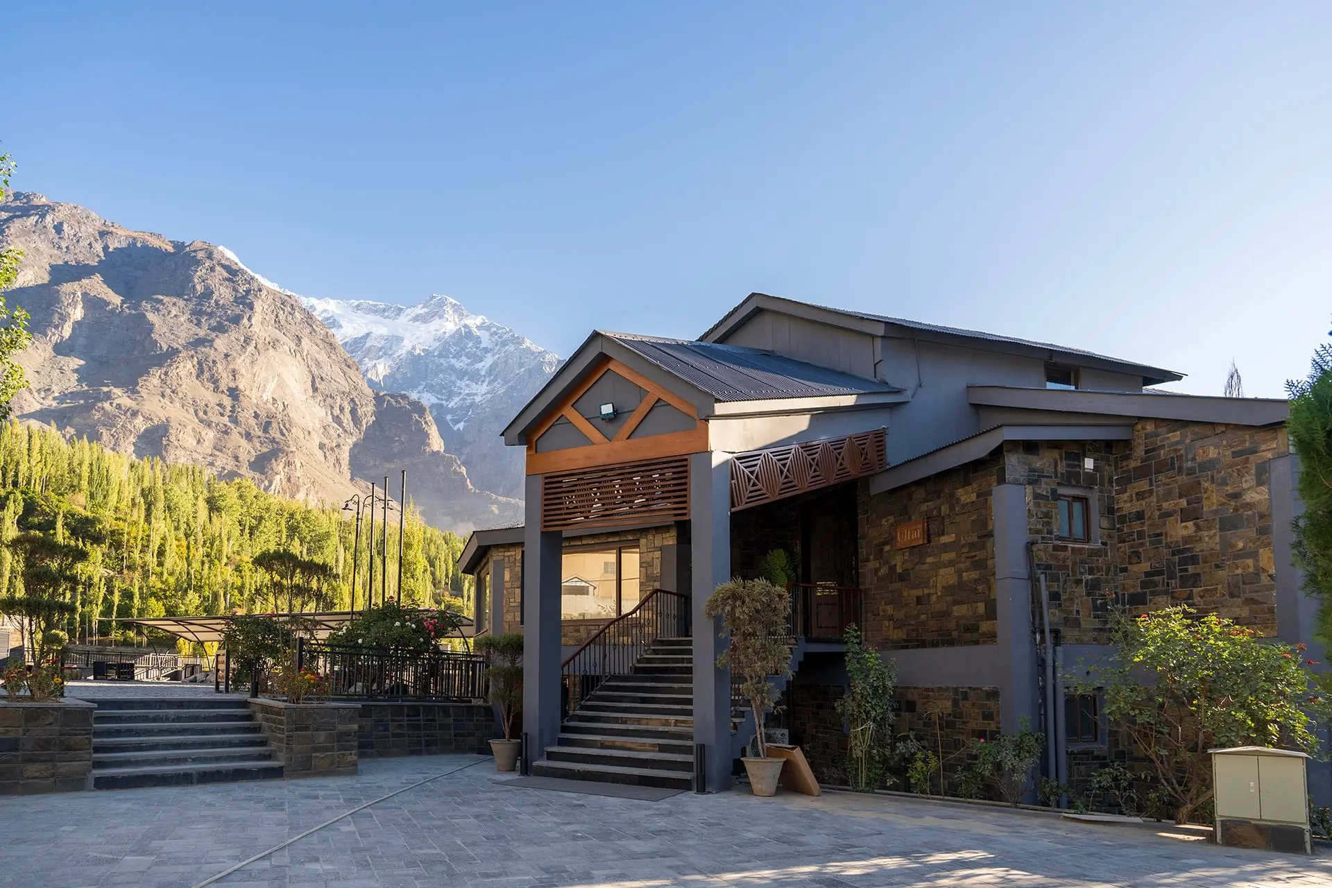 Pak Green Hotel Hunza