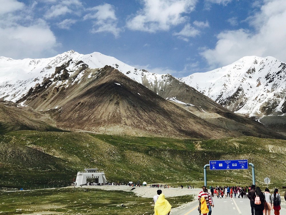 Khunjerab Pass Pakistan China border