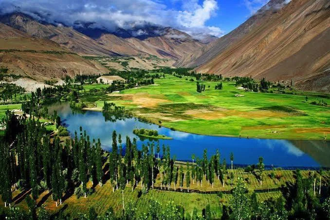8 Days Hunza Ghizer Naltar Tour