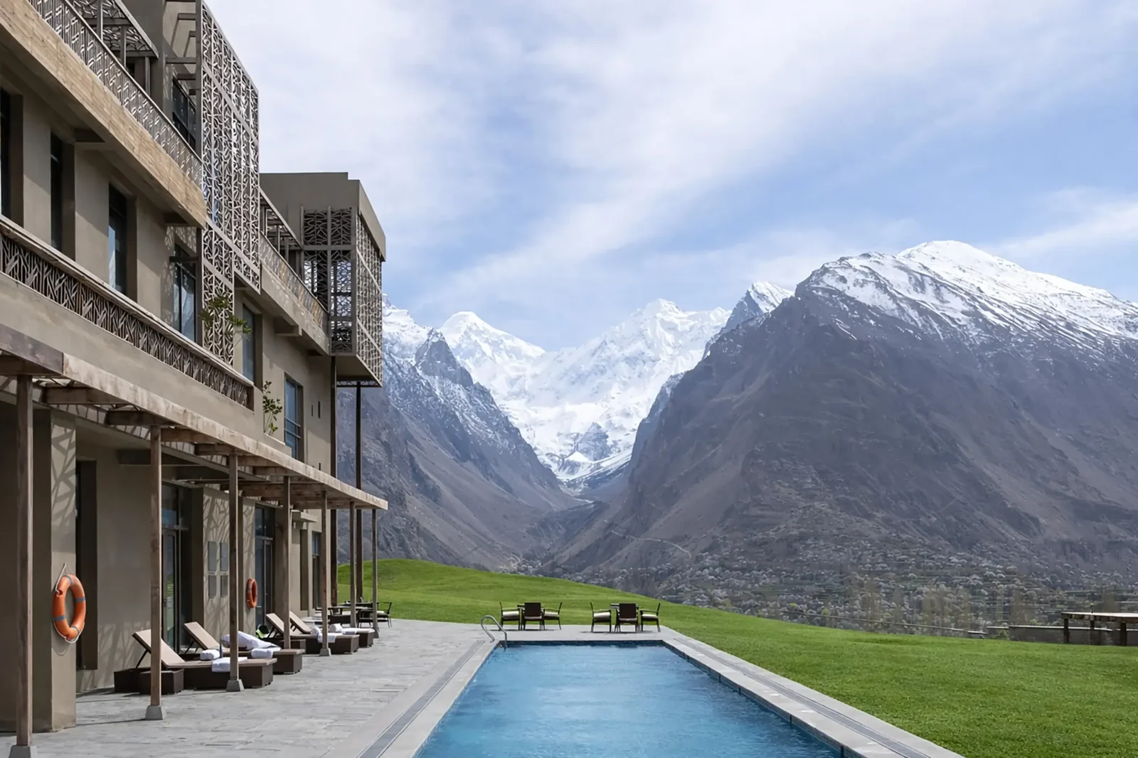 Luxury Hunza Tour Package — 7 Days