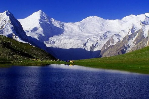 Rush-Lake-Trek hunza nagar valley